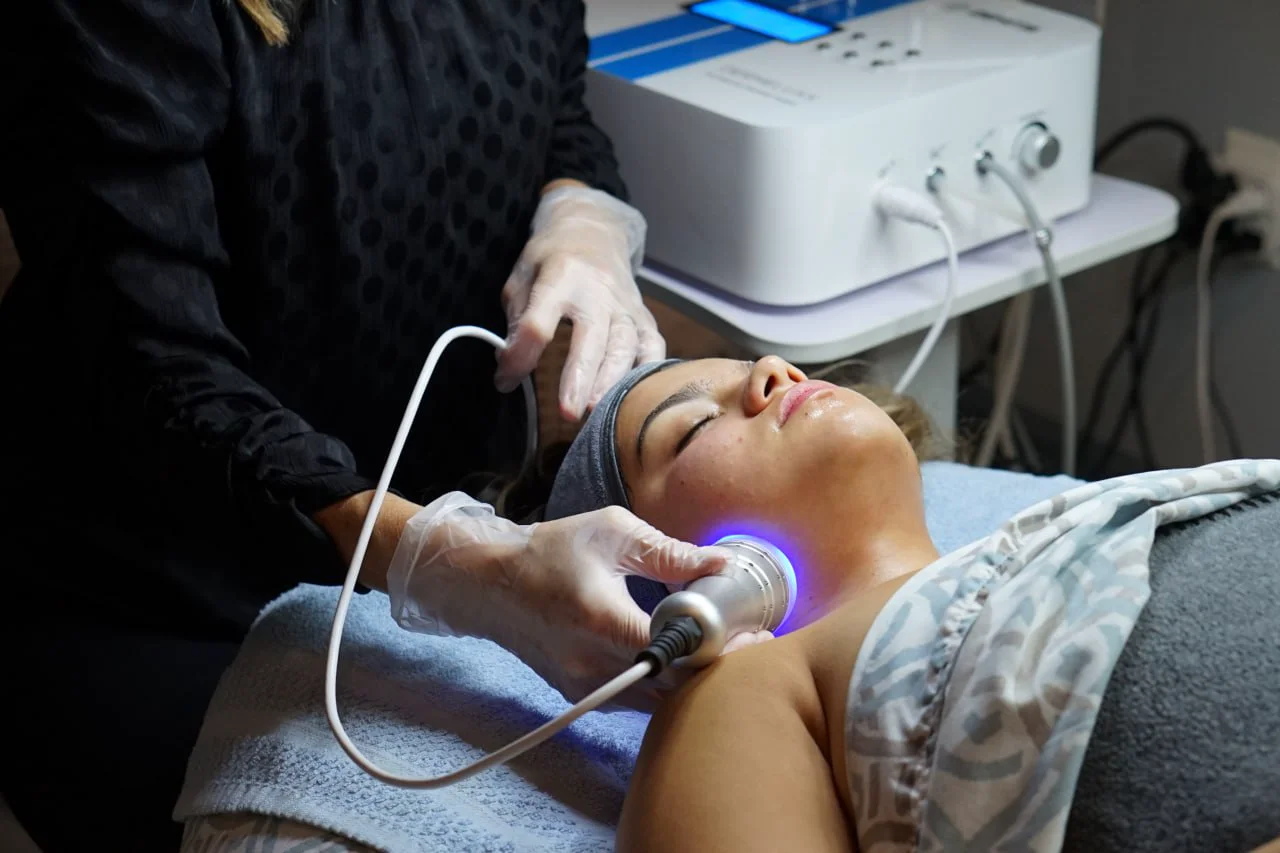 Skin care treatment, Faciallash Lounge Fort Myers