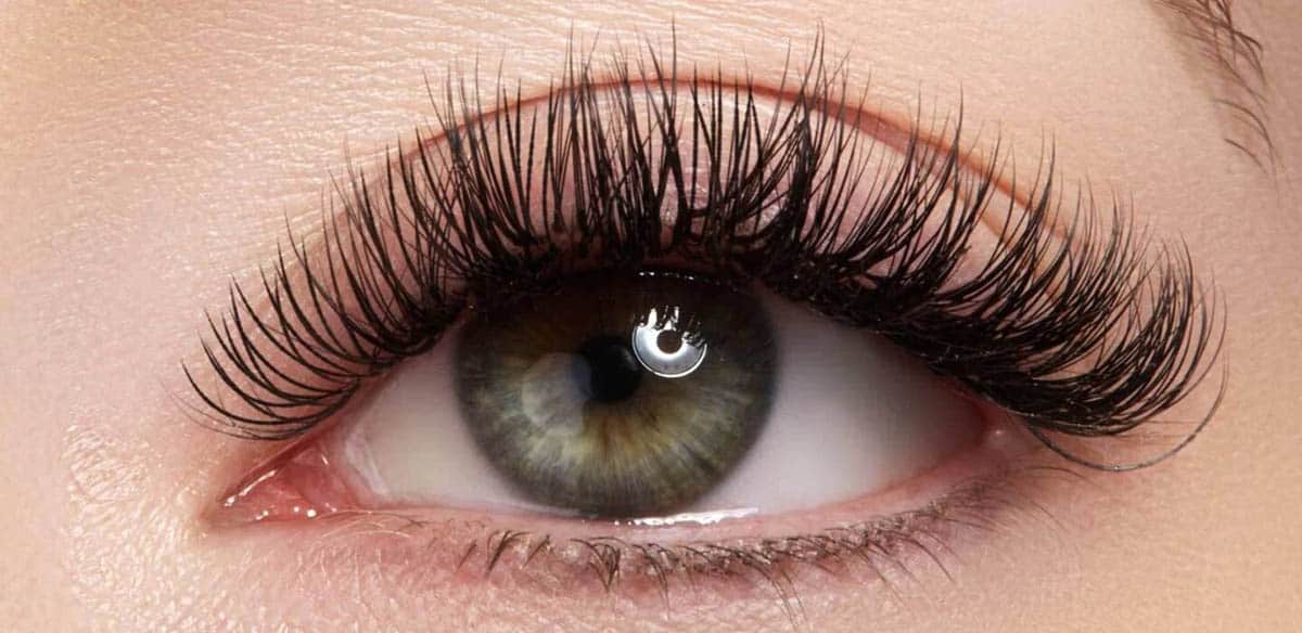 Hybrid Eyelash extensions